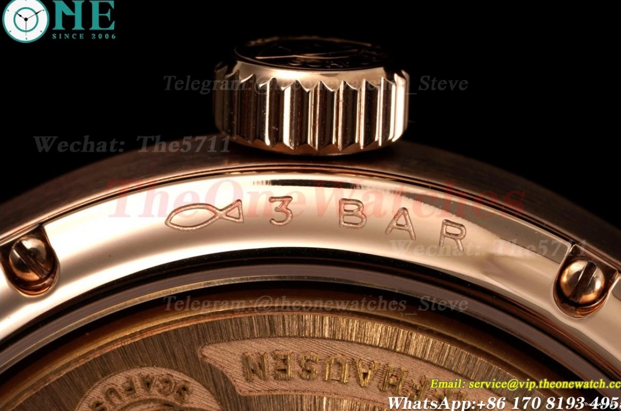 RG Blue Calendar A52610 Perpetual 5033 V9F LE Num Portugieser 0522
